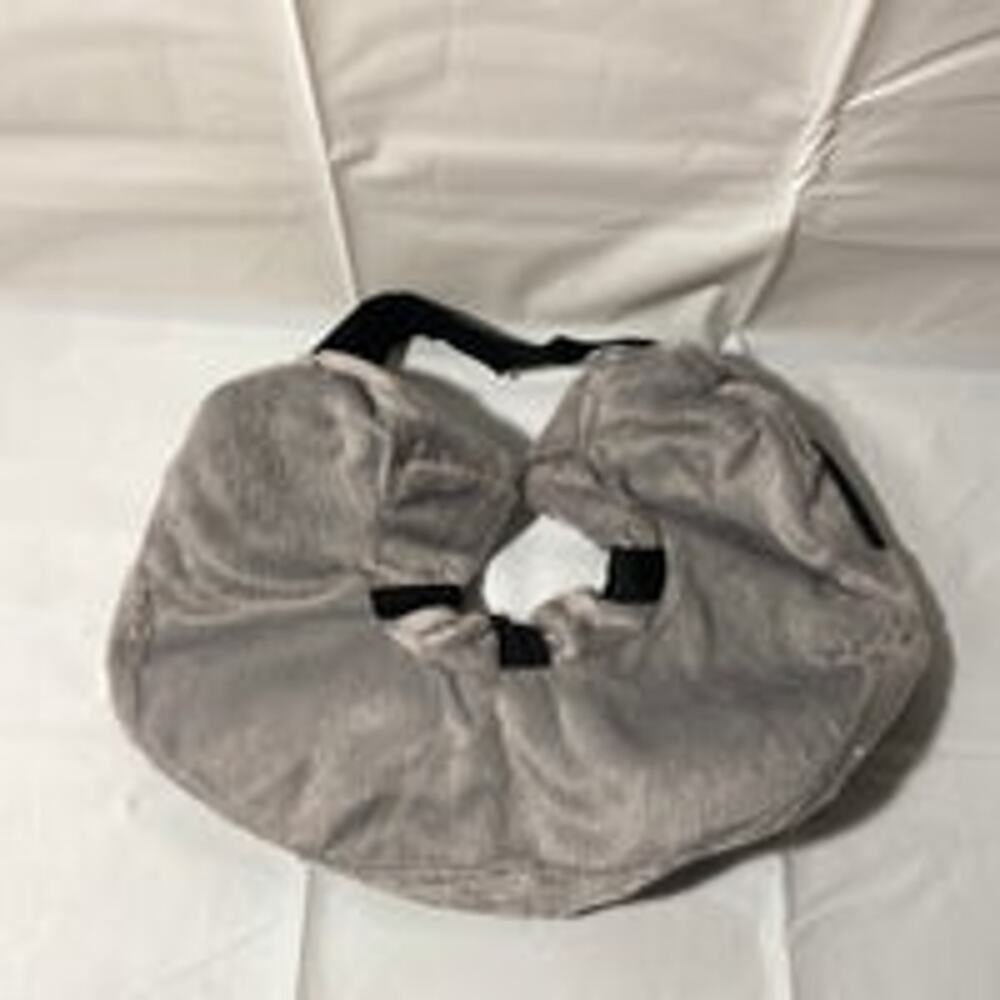 Medium inflatable donut